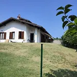 Vila Villa Verde Nebbiuno